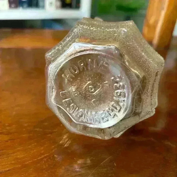 1932 Horne  tiered glass cruet decanter - Picture 3 of 6